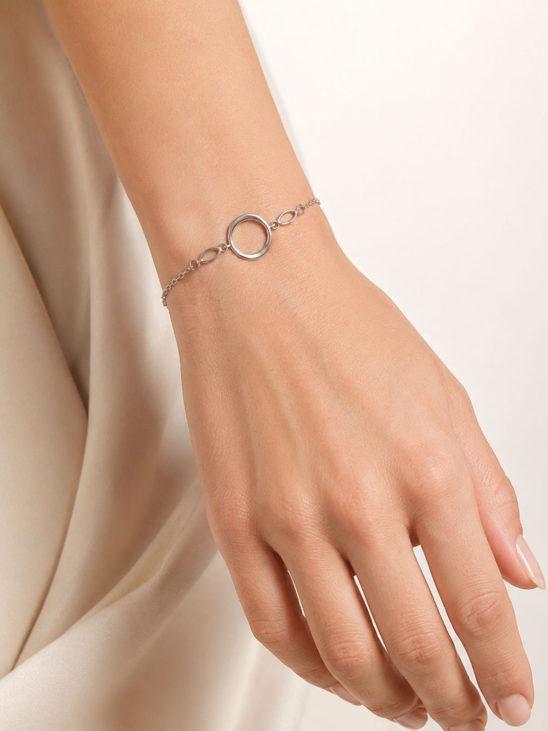 CIRAYA BOND SILVER NECKLACE