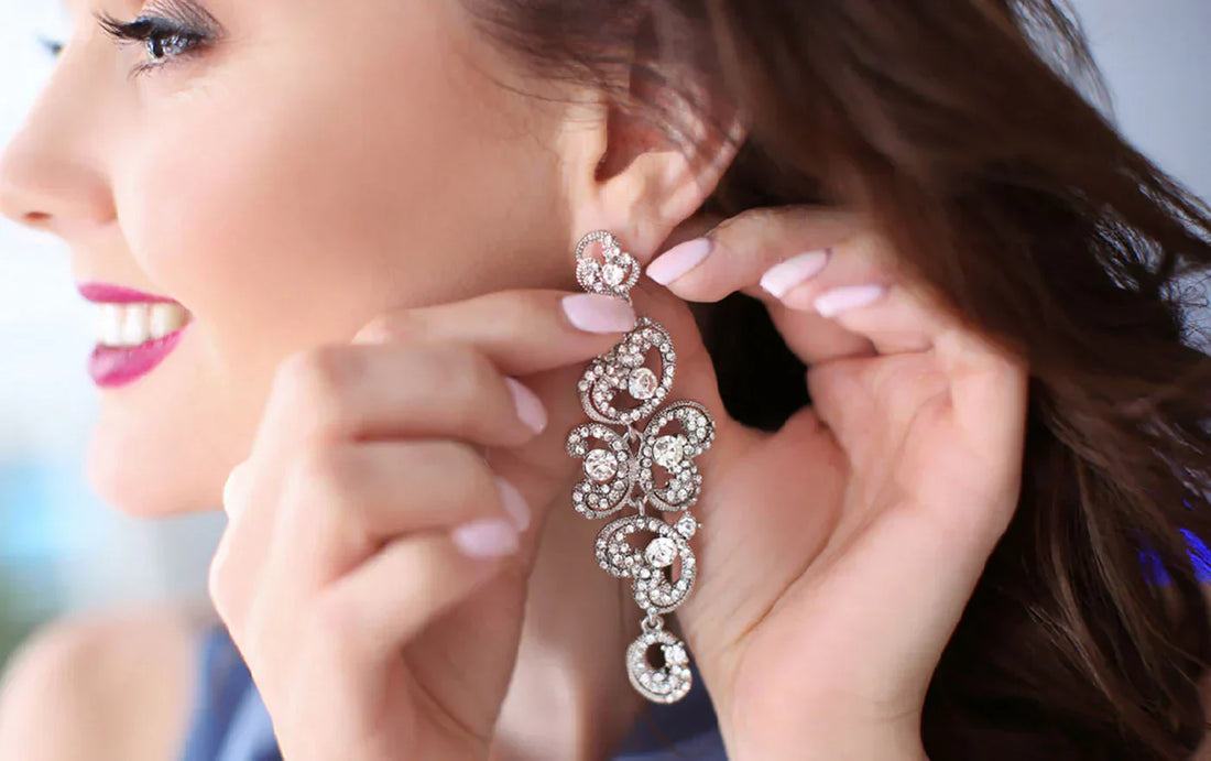 Silver Ornaments Trends: Timeless Elegance with a Modern Touch