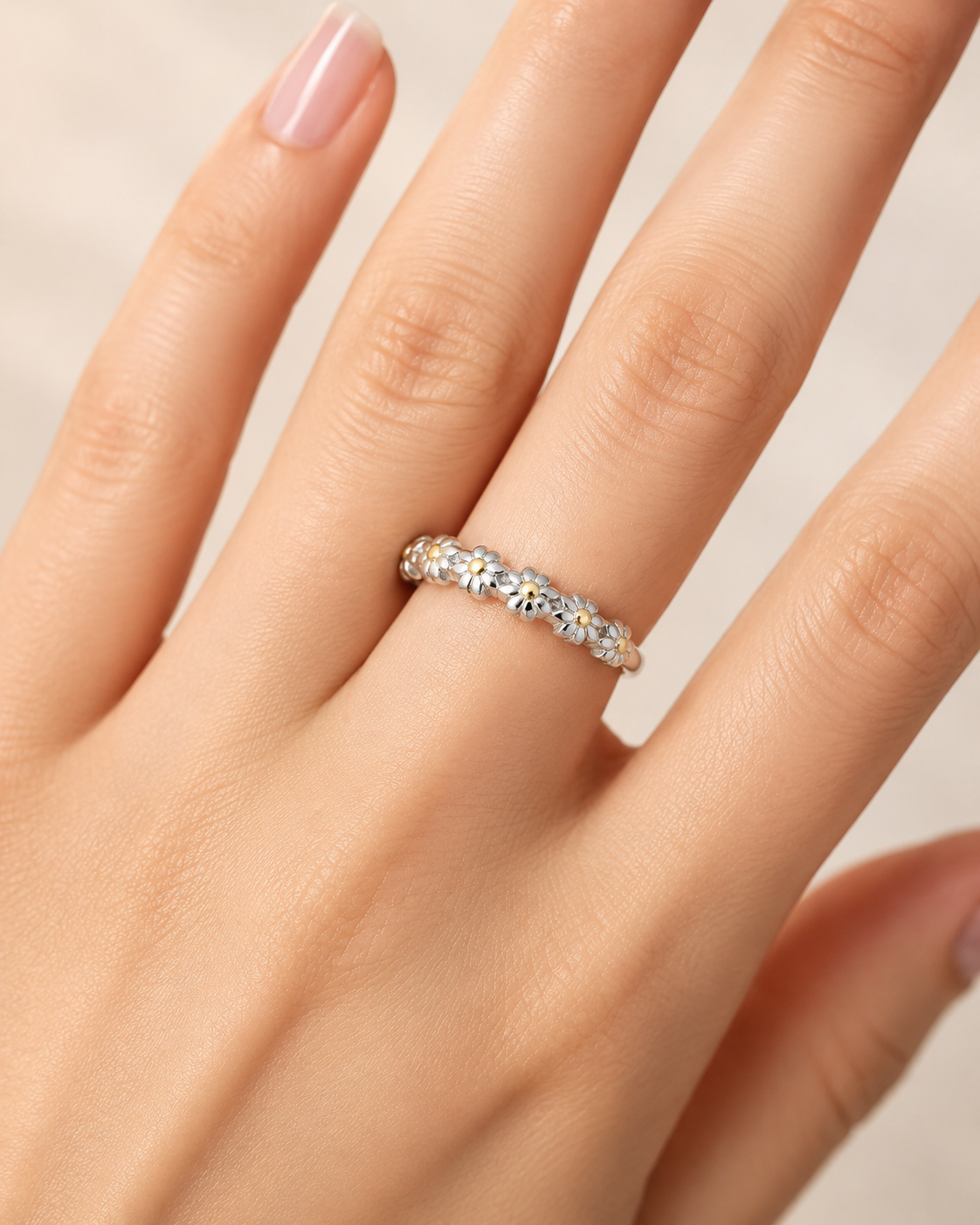 Daisy Bloom 925 Sterling Silver Ring