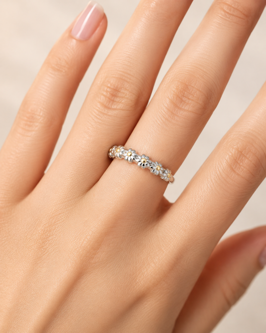 Daisy Bloom 925 Sterling Silver Ring