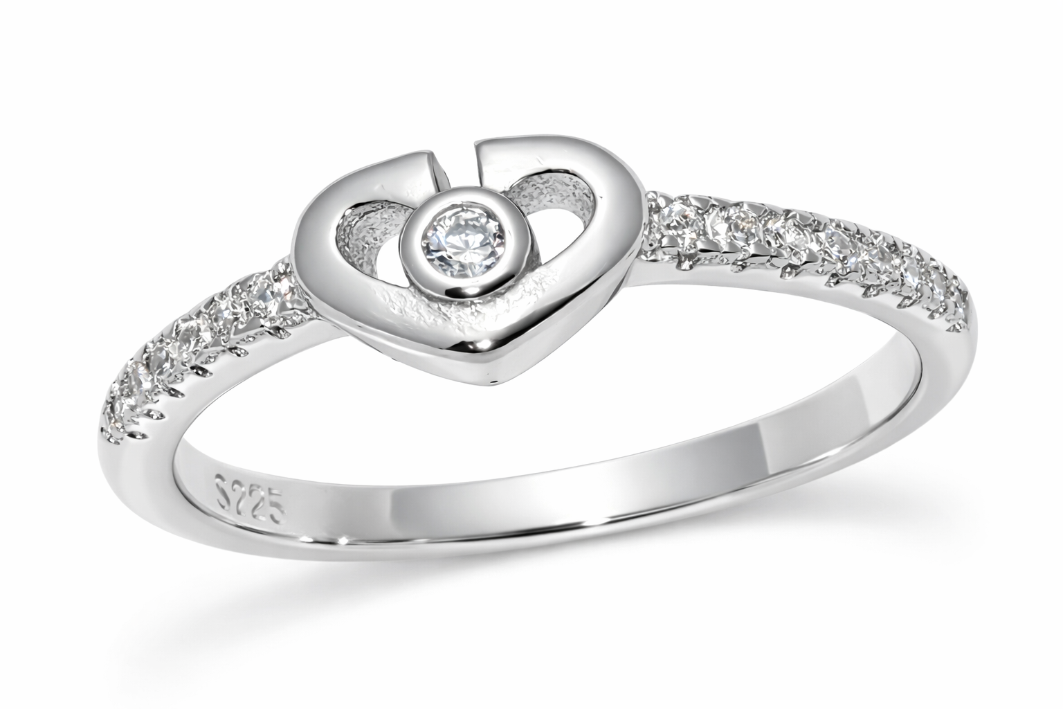 CORE OF LOVE 925 STERLING SILVERRING