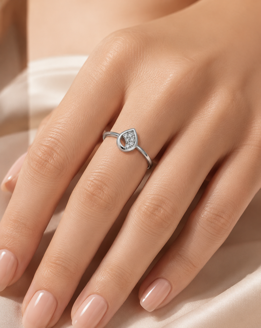 CRYSTAL DEW 925 STERLING SILVERRING