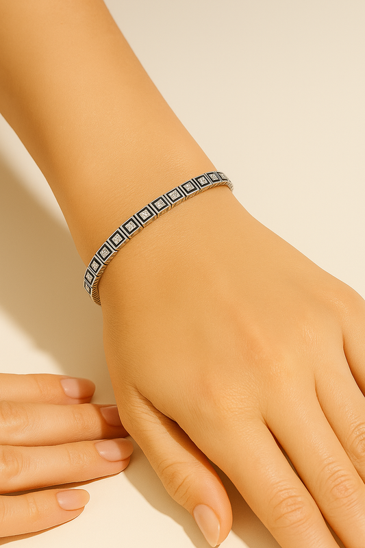 SQUARE SPARSHA 925 SILVER BRACELET