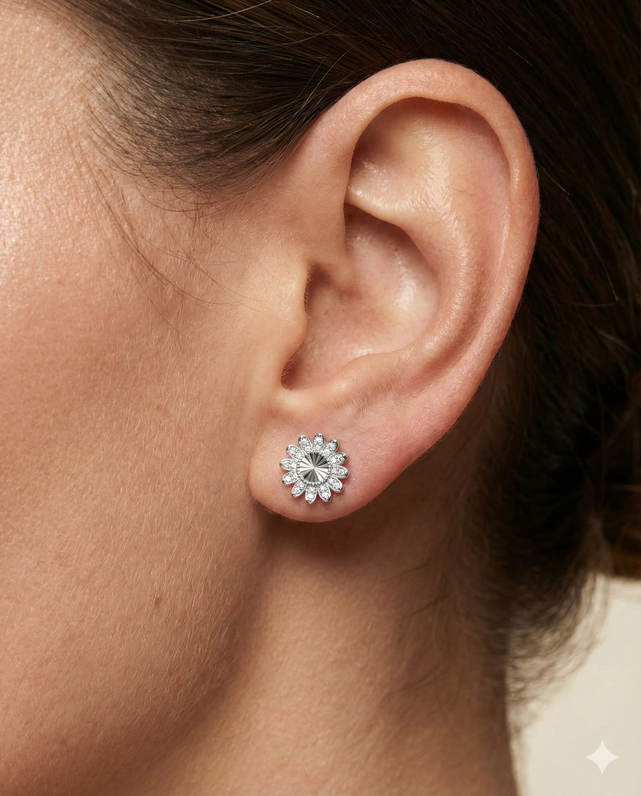 Sunflower Radiance 925 Sterling Silver Stud Earrings