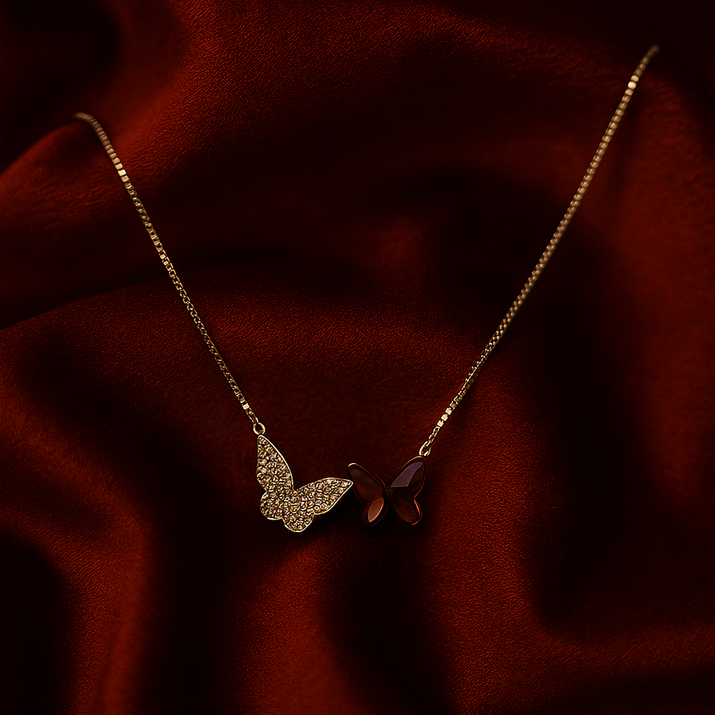Iyamy Silver Necklace – Butterfly Pendant