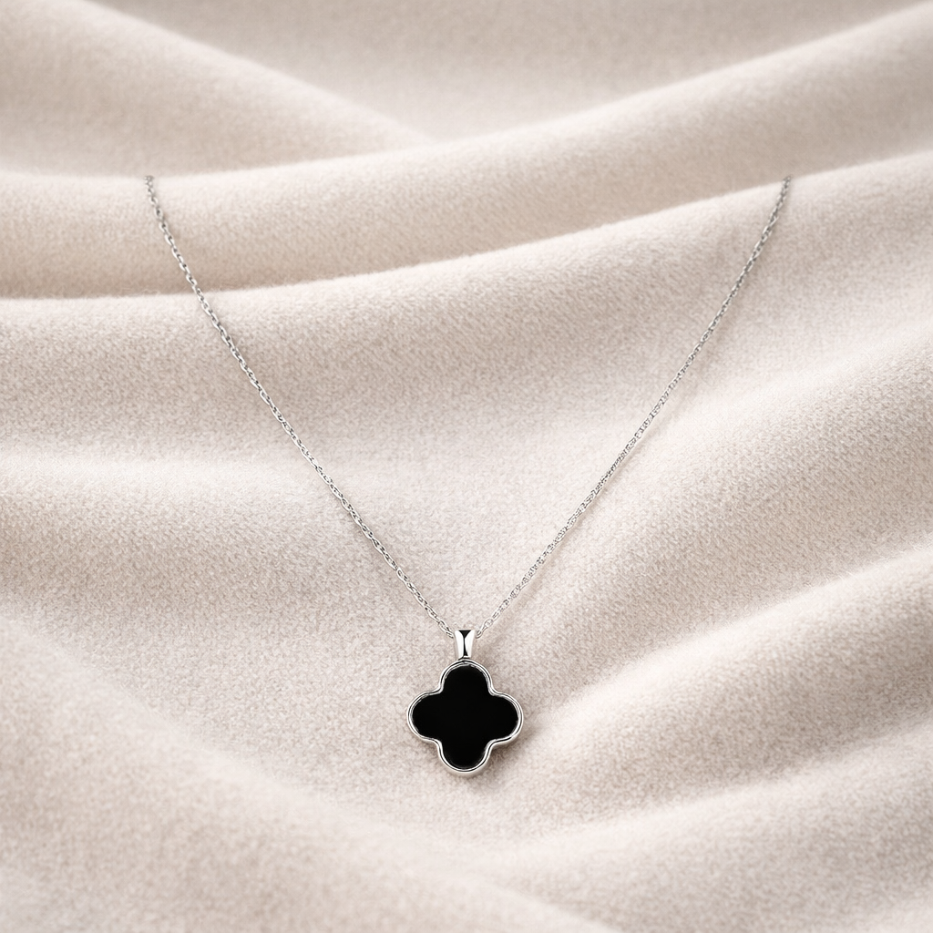 Iyamy Silver Necklace – Cross Pendant