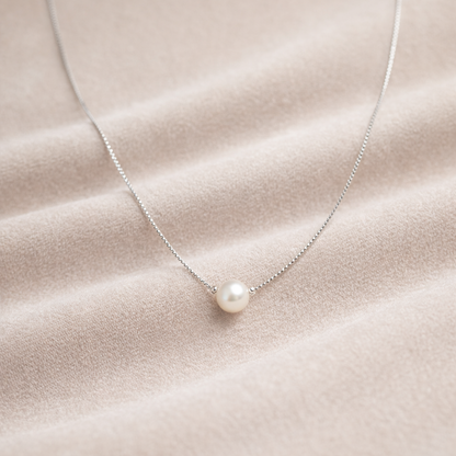 Iyamy Silver Necklace – Pearl Pendant