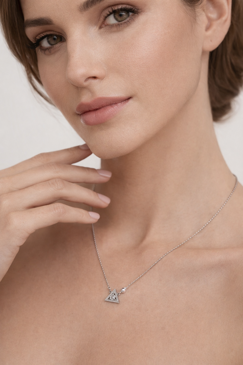Iyamy Silver Necklace – Triangle Pendant
